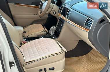 Седан Lincoln MKZ 2012 в 
