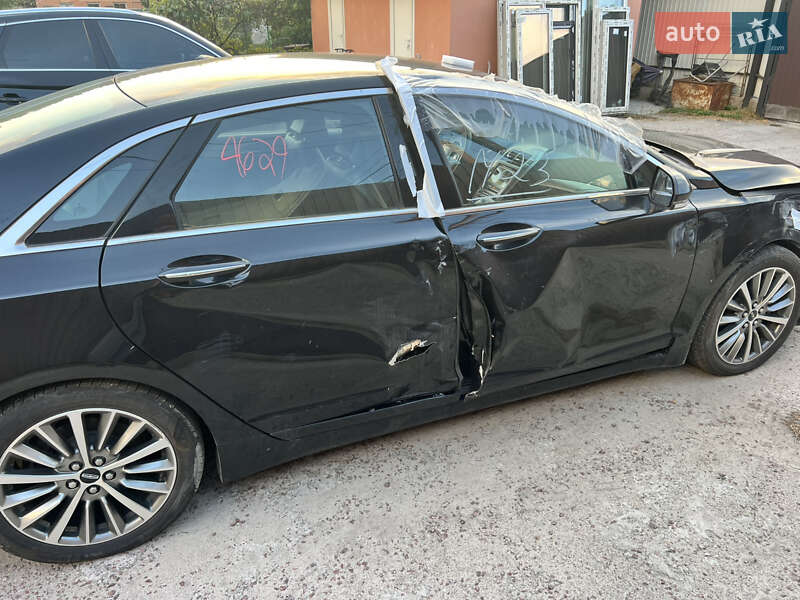Седан Lincoln MKZ 2016 в Киеве