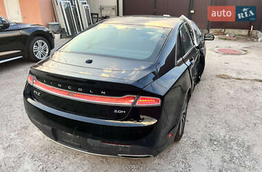 Седан Lincoln MKZ 2016 в 