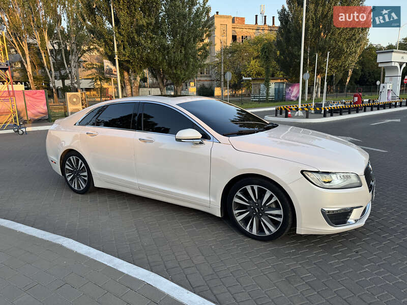 Седан Lincoln MKZ 2016 в Одессе