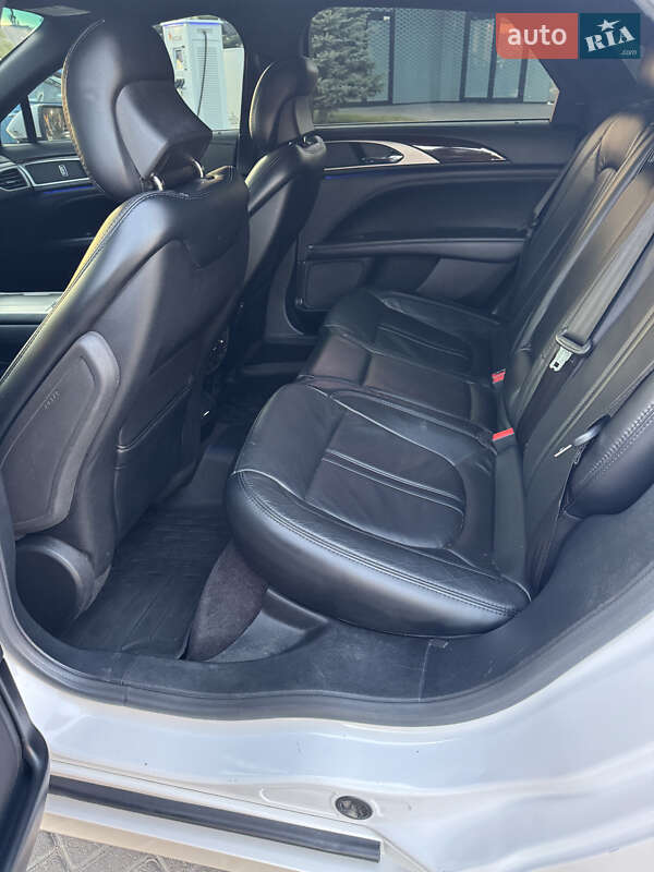 Седан Lincoln MKZ 2016 в Одессе