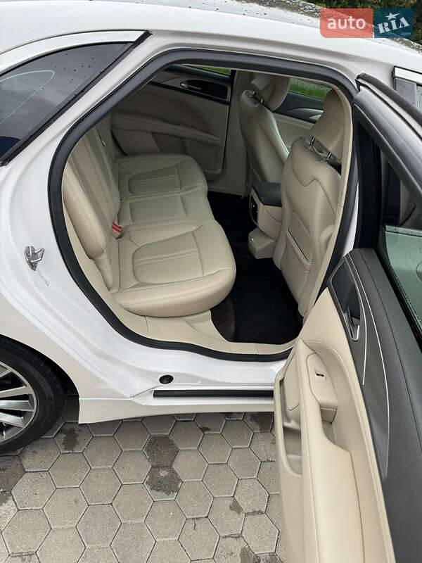 Седан Lincoln MKZ 2016 в Луцьку фото 12 Седан Lincoln MKZ 2016 в Луцьку