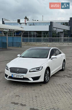Lincoln MKZ 2016