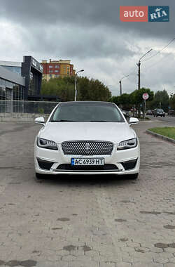 Седан Lincoln MKZ 2016 в 