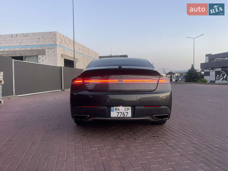 Седан Lincoln MKZ 2019 в Сарнах фото 4 Седан Lincoln MKZ 2019 в Сарнах