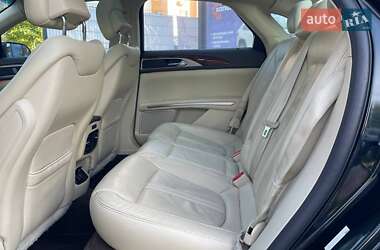 Седан Lincoln MKZ 2013 в 