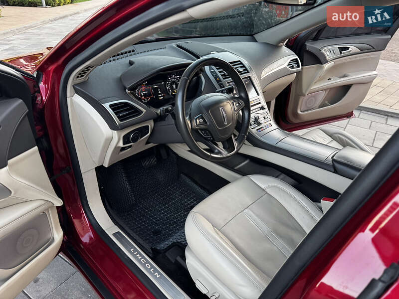 Седан Lincoln MKZ 2020 в Киеве