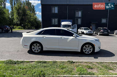 Седан Lincoln MKZ 2013 в 
