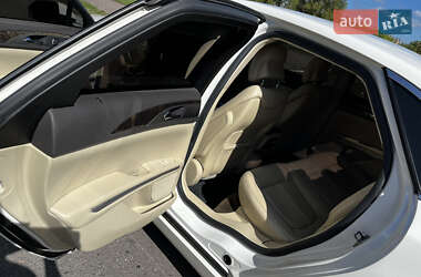 Седан Lincoln MKZ 2013 в 