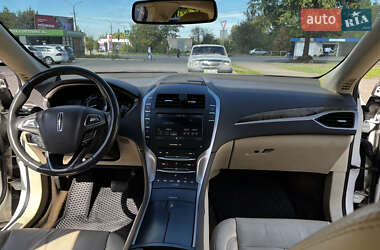 Седан Lincoln MKZ 2013 в 