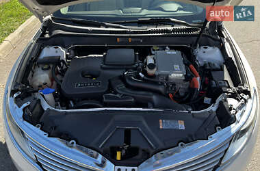 Седан Lincoln MKZ 2013 в 