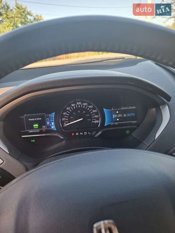 Седан Lincoln MKZ 2014 в Львове