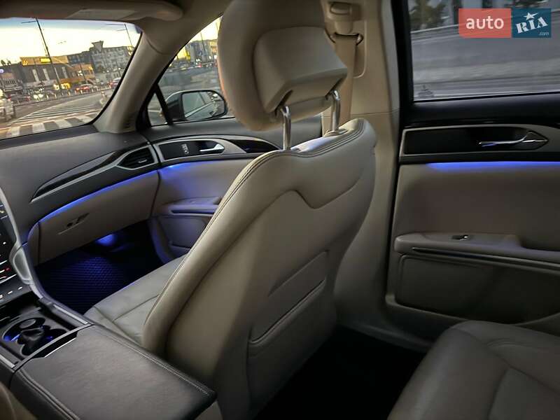 Седан Lincoln MKZ 2014 в Киеве