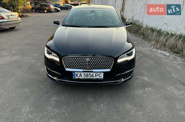 Седан Lincoln MKZ 2019 в 