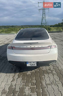 Седан Lincoln MKZ 2016 в 