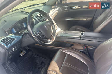 Седан Lincoln MKZ 2016 в 