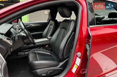 Седан Lincoln MKZ 2019 в 