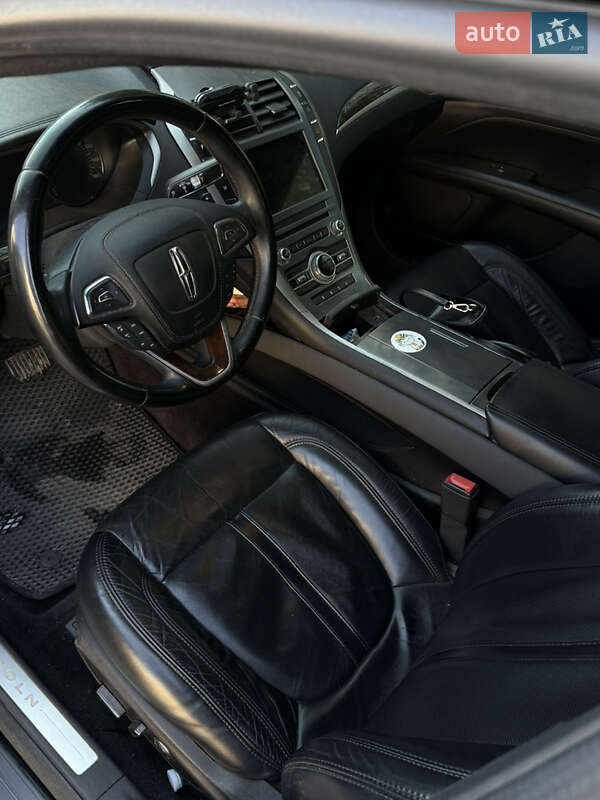 Седан Lincoln MKZ 2016 в Павлограде