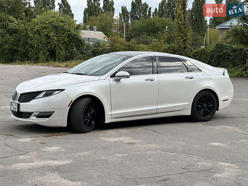 Седан Lincoln MKZ 2012 в 