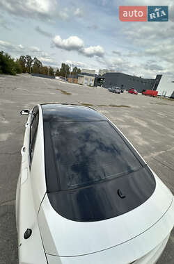 Седан Lincoln MKZ 2012 в 