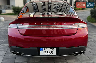 Седан Lincoln MKZ 2020 в 