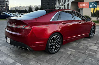 Седан Lincoln MKZ 2020 в 