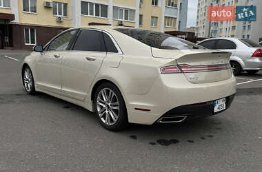 Седан Lincoln MKZ 2014 в 
