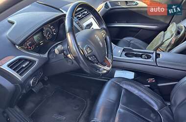 Седан Lincoln MKZ 2015 в 