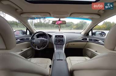 Седан Lincoln MKZ 2014 в 