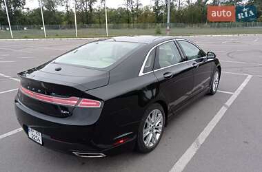 Седан Lincoln MKZ 2014 в 