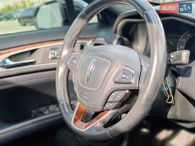 Седан Lincoln MKZ 2016 в Запорожье