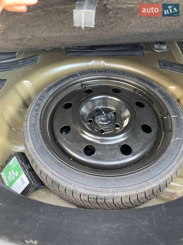 Седан Lincoln MKZ 2016 в Днепре