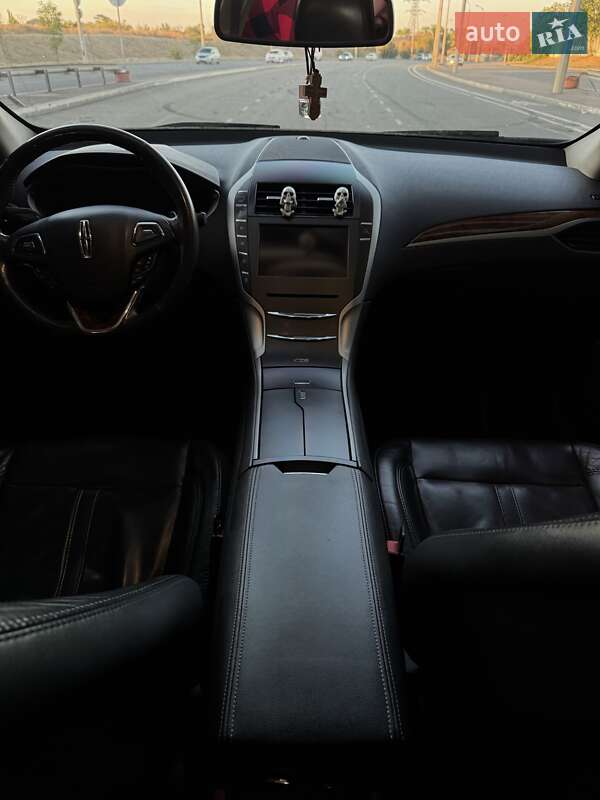 Седан Lincoln MKZ 2013 в Одессе