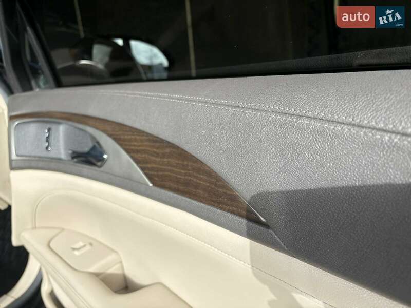 Седан Lincoln MKZ 2016 в Ужгороді