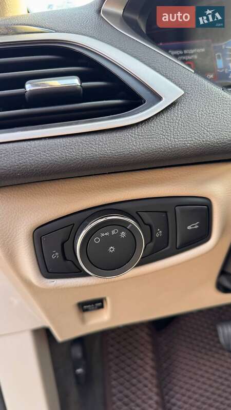 Седан Lincoln MKZ 2015 в Днепре