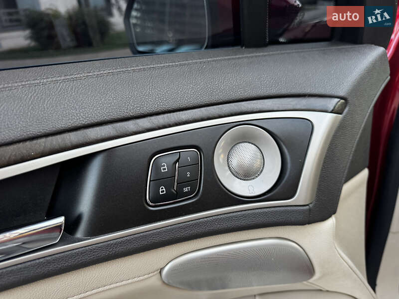 Седан Lincoln MKZ 2020 в Києві