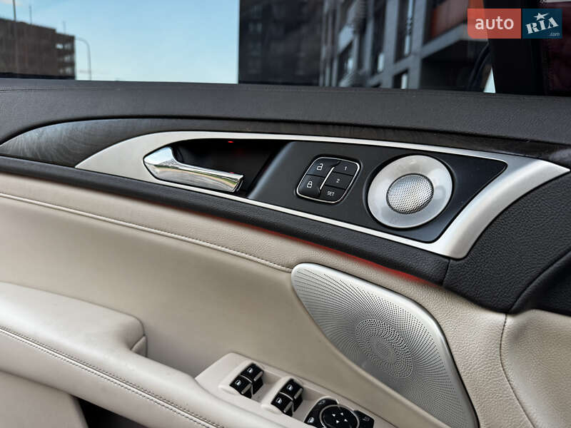 Седан Lincoln MKZ 2020 в Києві