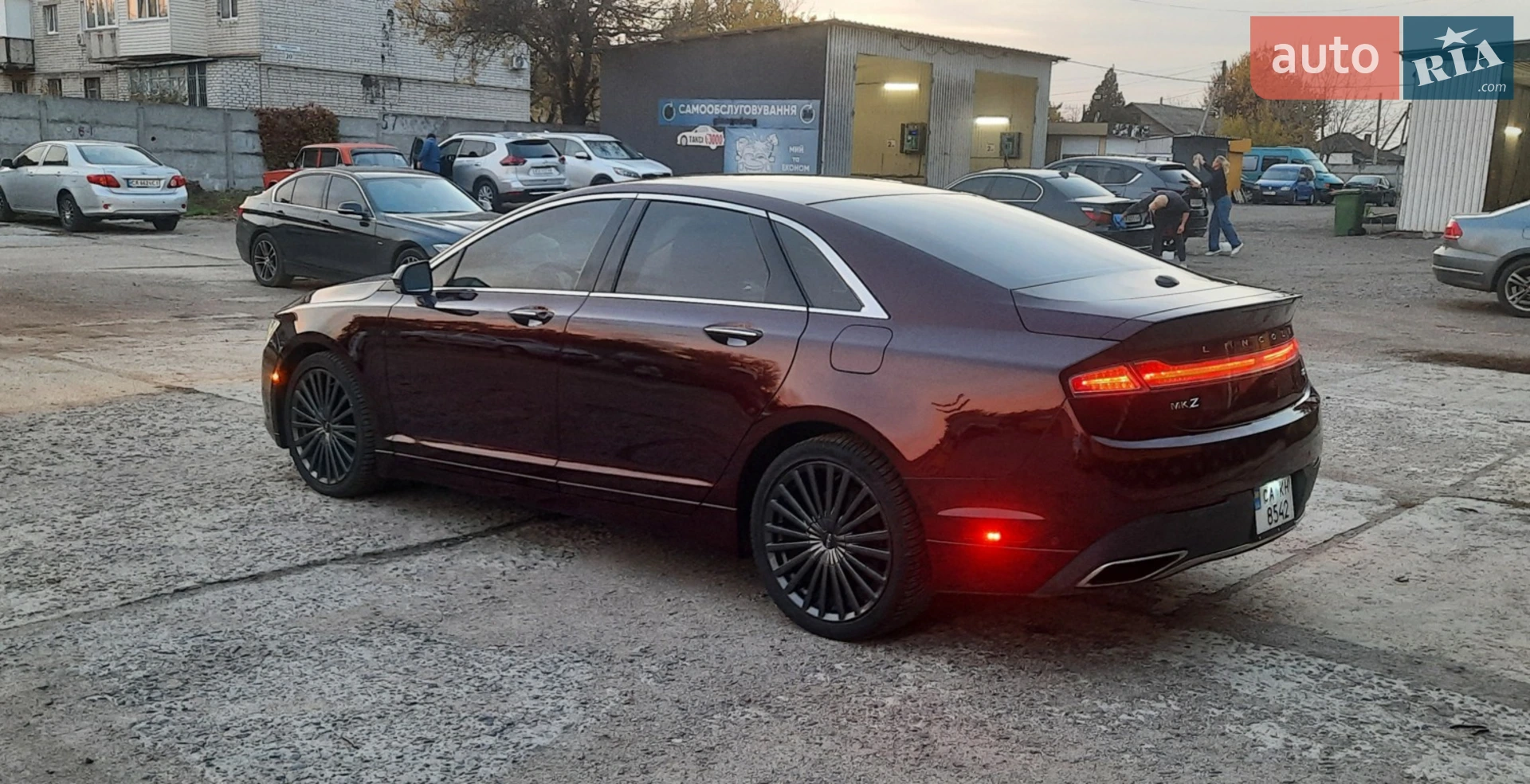 2017 Lincoln MKZ - мініатюра 25
