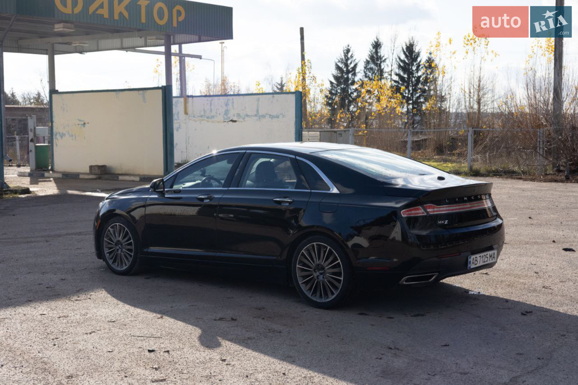 2016 Lincoln MKZ - мініатюра 34