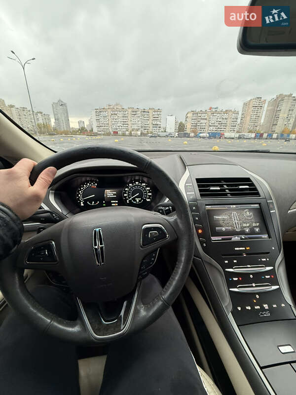 Седан Lincoln MKZ 2014 в Киеве