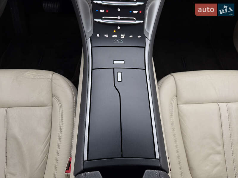 Седан Lincoln MKZ 2014 в Києві