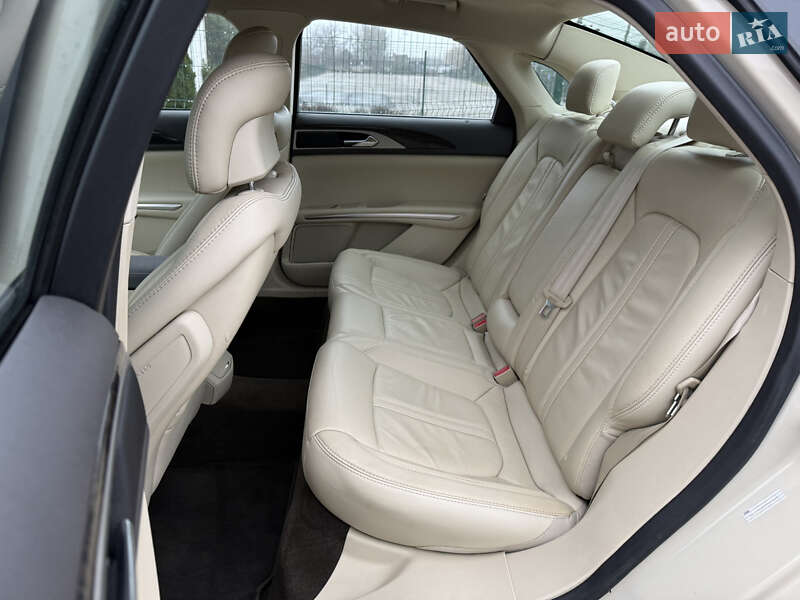 Седан Lincoln MKZ 2014 в Києві