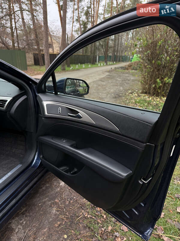 Седан Lincoln MKZ 2017 в Києві