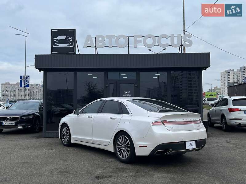 Седан Lincoln MKZ 2018 в Киеве
