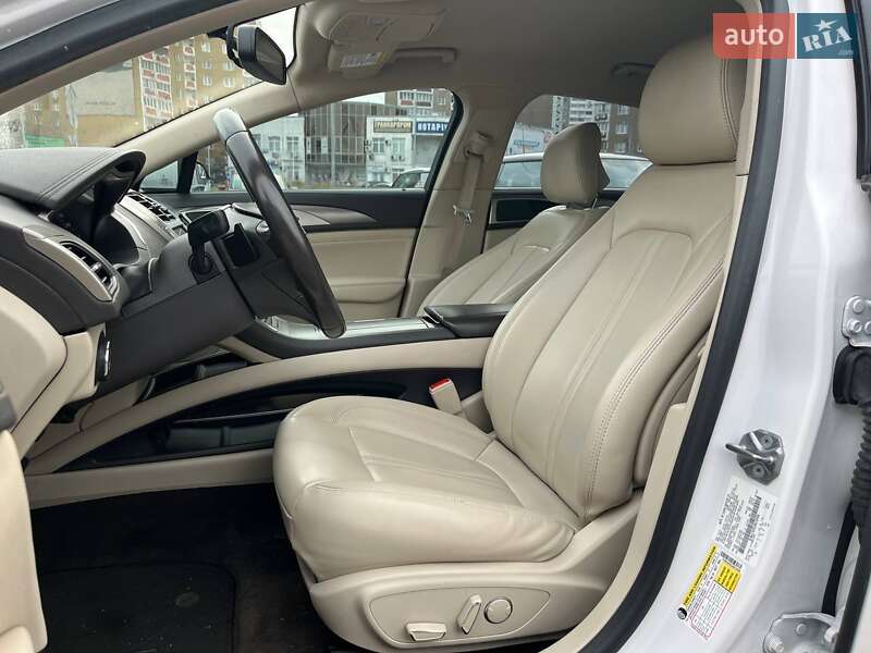 Седан Lincoln MKZ 2018 в Киеве