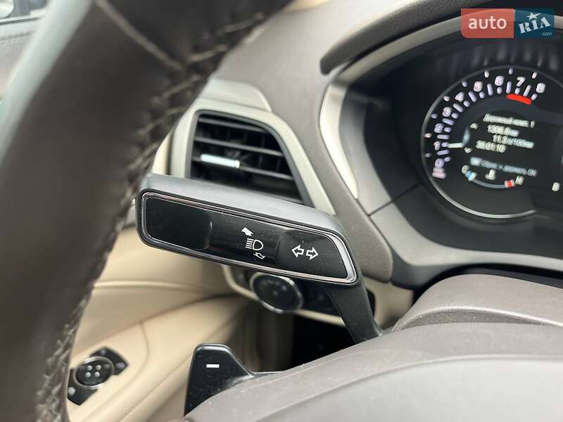 Седан Lincoln MKZ 2018 в Киеве