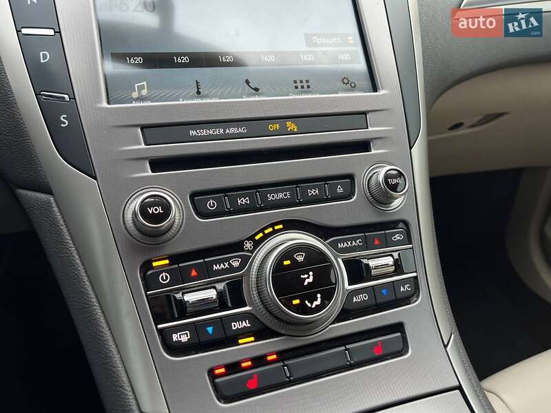 Седан Lincoln MKZ 2018 в Киеве