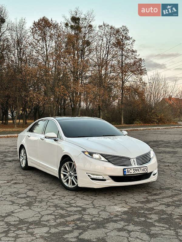 Седан Lincoln MKZ 2014 в Ивано-Франковске
