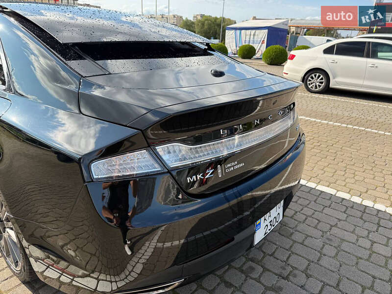 Седан Lincoln MKZ 2015 в Києві