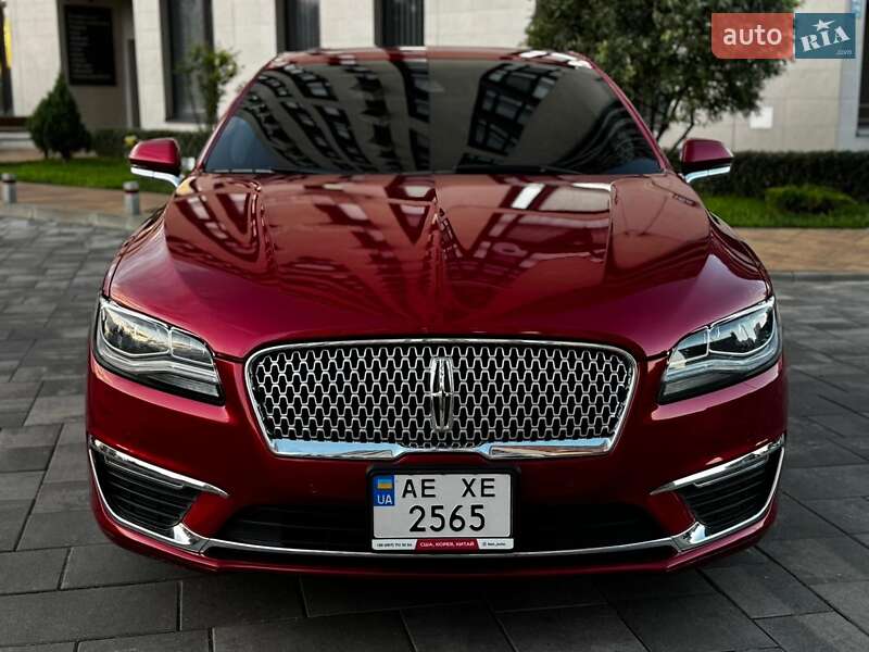 Lincoln MKZ 2020